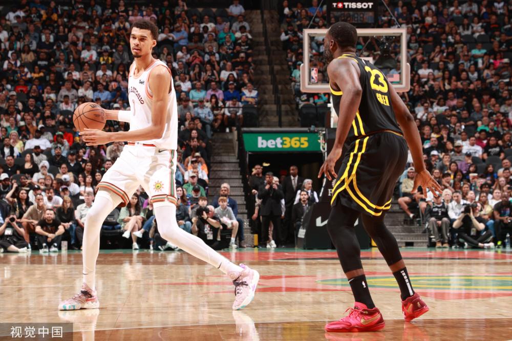 左腿股二头 左腿股二头