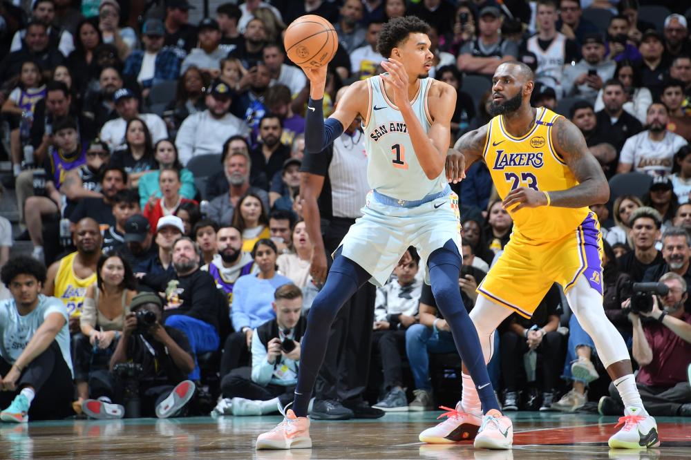 马丁内斯 马丁内斯