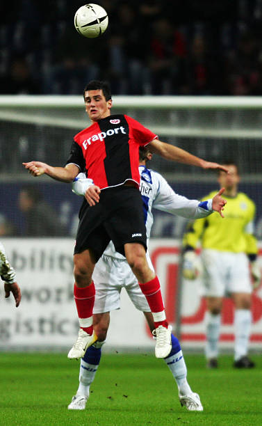 海斯则是进 海斯则是进